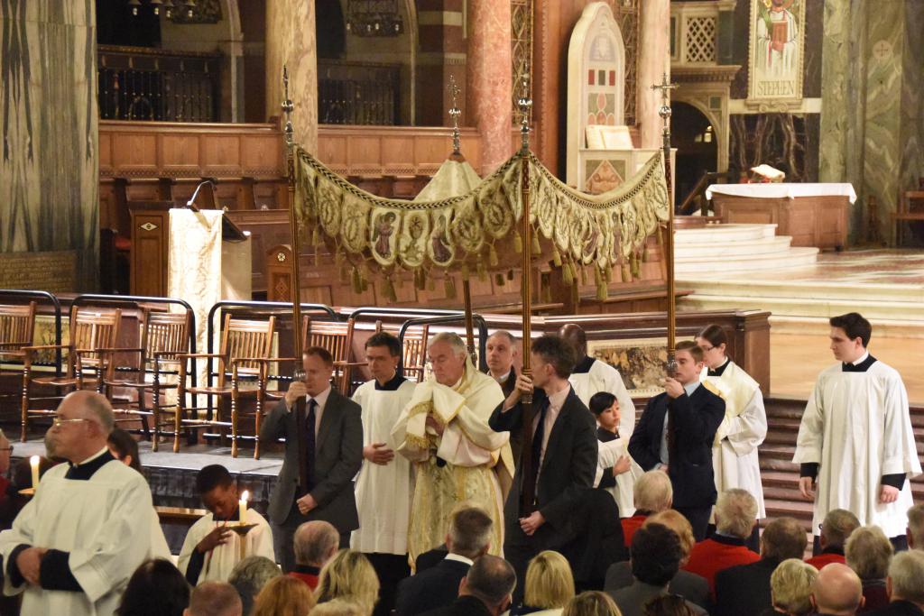Cardinal Vincent Celebrates Mass of the Lord’s Supper