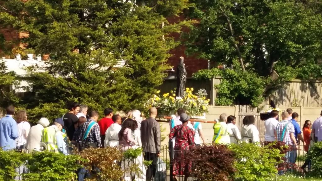 Following Our Lady to Her Son