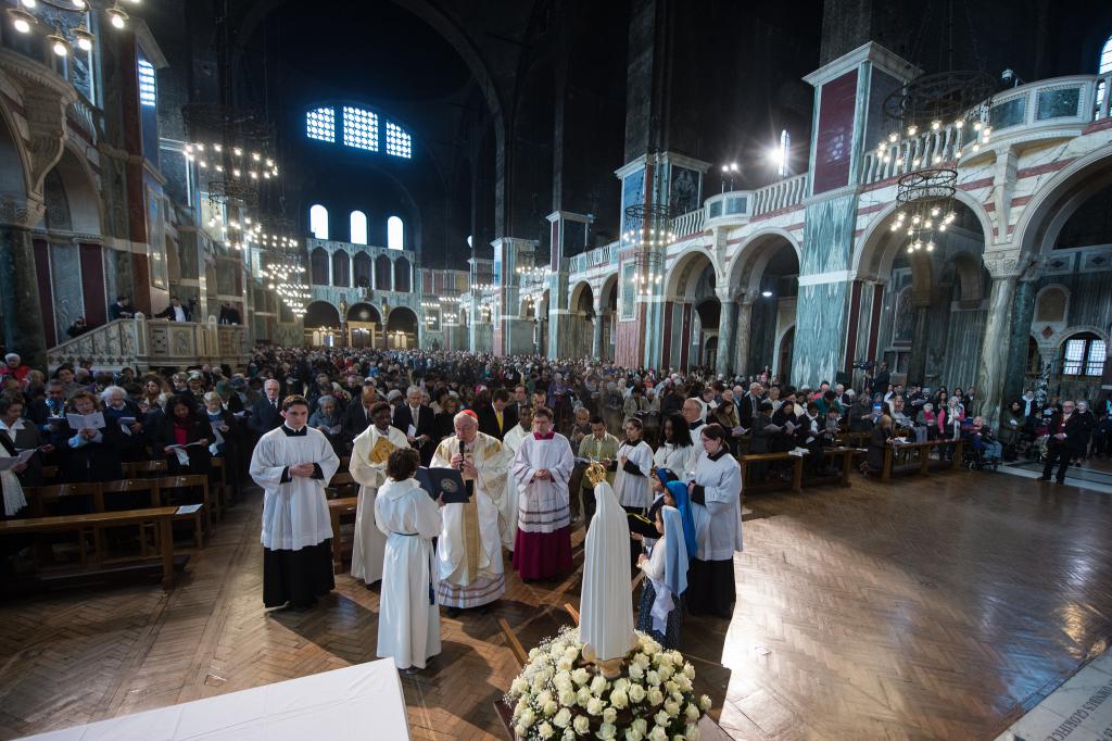 Cardinal Vincent Consecrates England and Wales to the Immaculate Heart of Mary