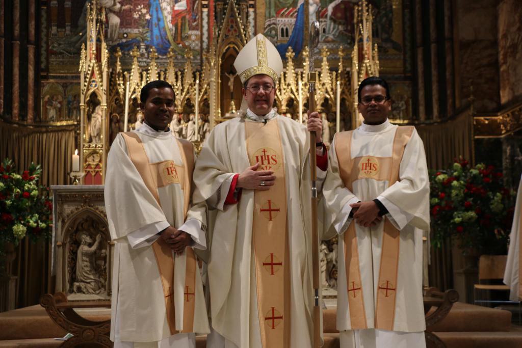 Jesuit Deacons Ordained at Farm Street