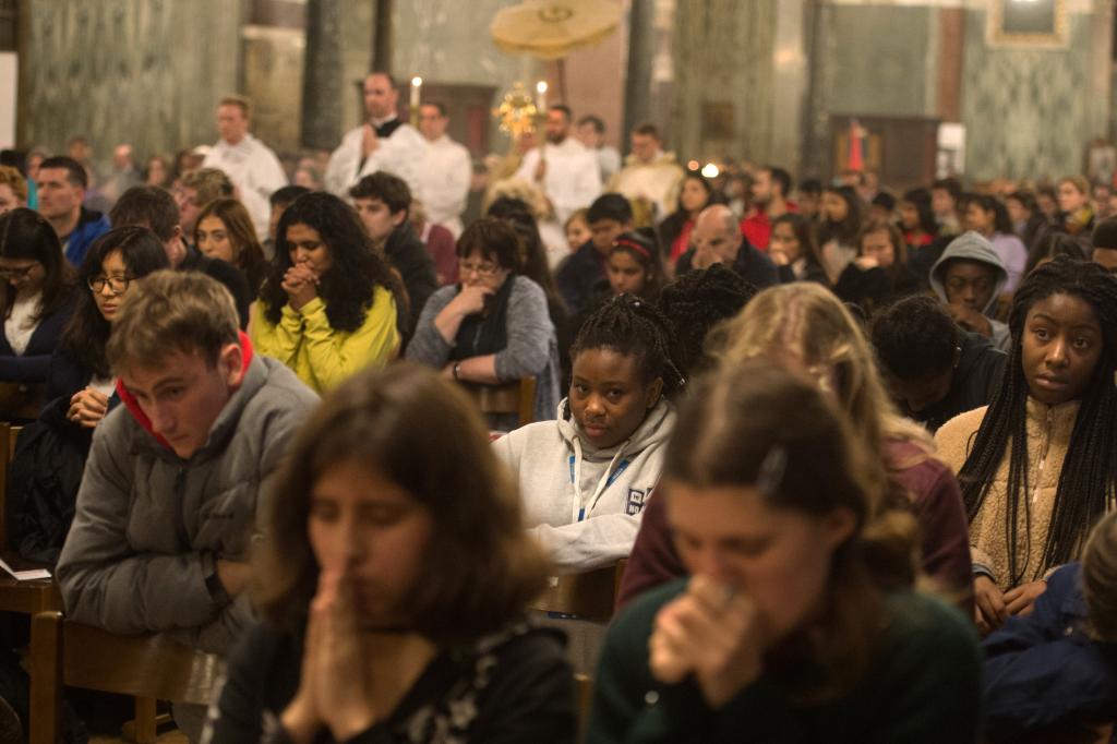 Bishops respond to government’s lockdown easing plans