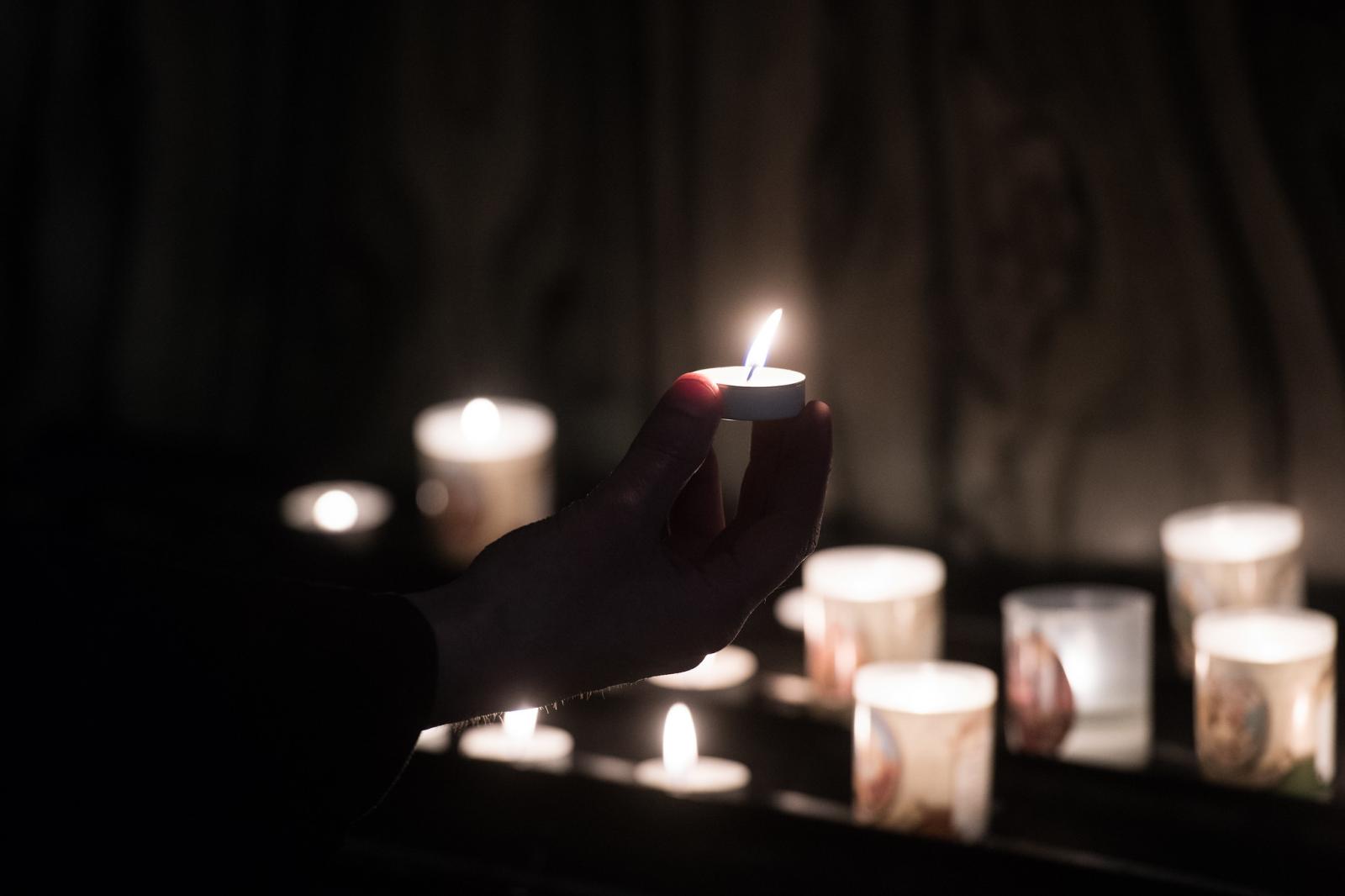 Catholics invited to pray in front of Blessed Sacrament on 23rd March