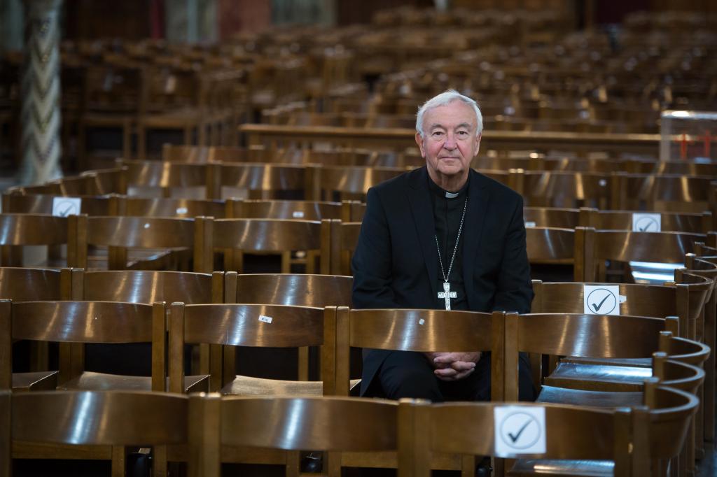 Cardinal: Opening churches for individual prayer is ‘big step forward for society’