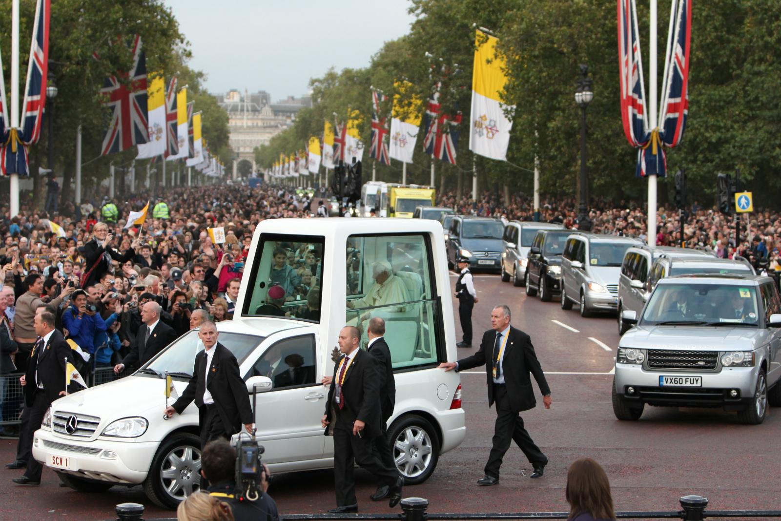 Thanks and blessings from Pope Emeritus Benedict