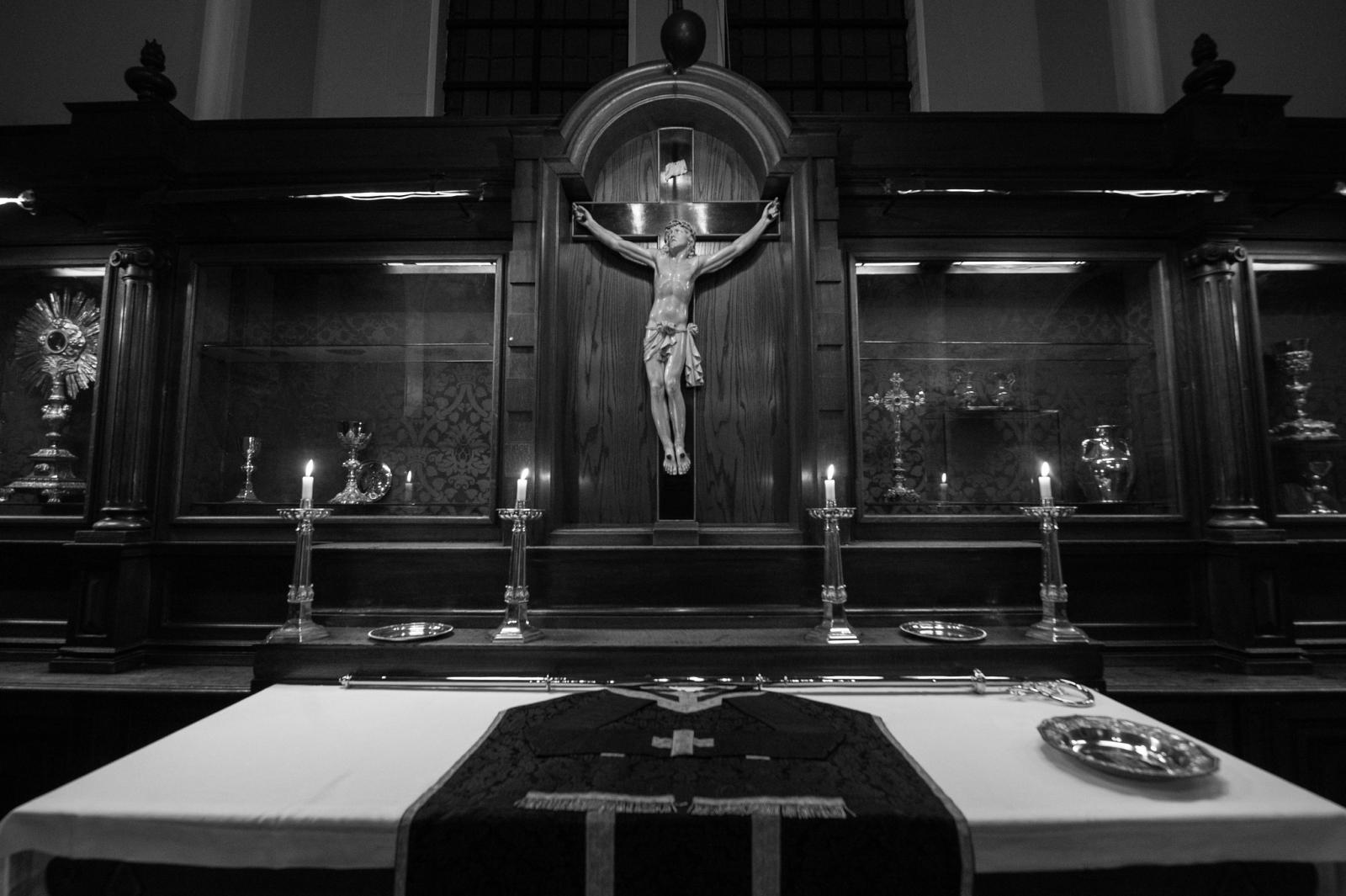 Cardinal offers prayers for pandemic victims