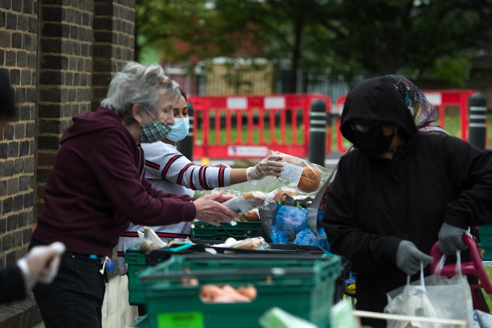 Cardinal supports Coronation weekend volunteering project ‘Big Help Out’