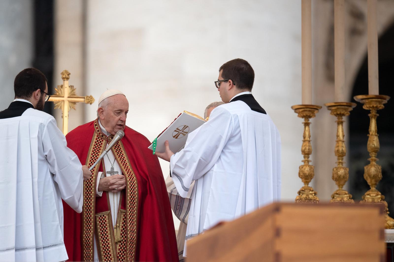 Pope Benedict’s Funeral: An ‘unshakable of faith and trust in the promises of Jesus’