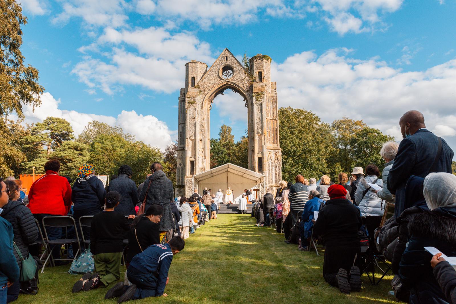 Celebrating Mary, Mother of the Home at Walsingham