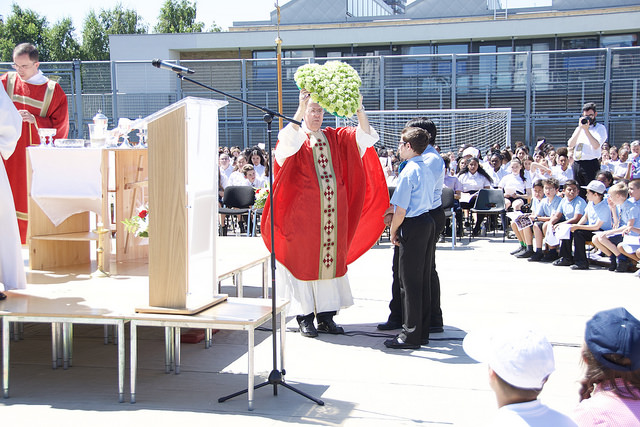 Bishop Challoner School celebrate open air Mass