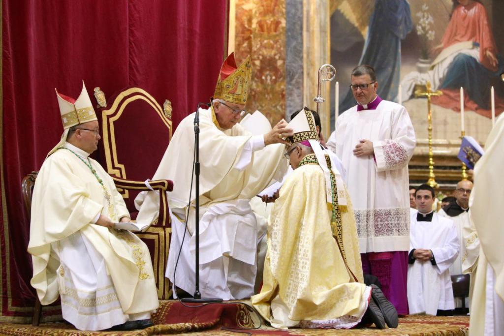 Cardinal Vincent Ordains Bishop of Gibraltar