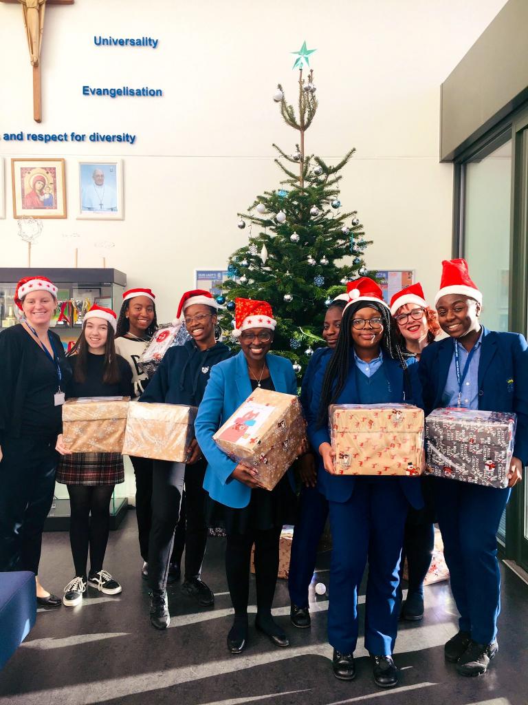 Hackney Deputy Mayor praises Our Lady’s Christmas hampers