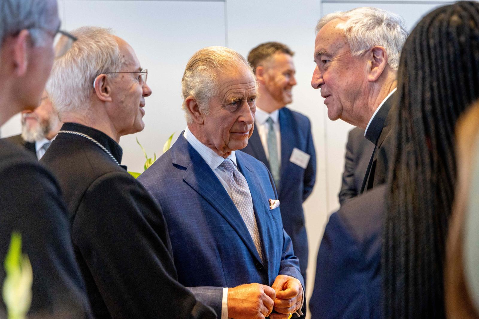 King meets faith leaders to mark Inter Faith Week