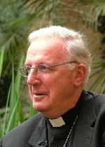 Cardinal Cormac gives Sir Harold Hood Memorial Lecture