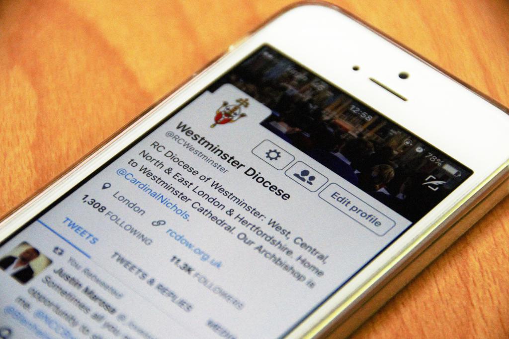 Child Dignity in the Digital Age