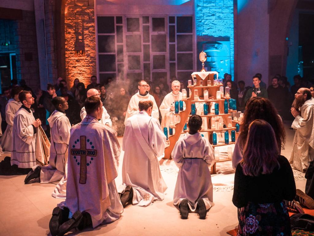 Youth 2000 celebrates the New Year with Bishop John