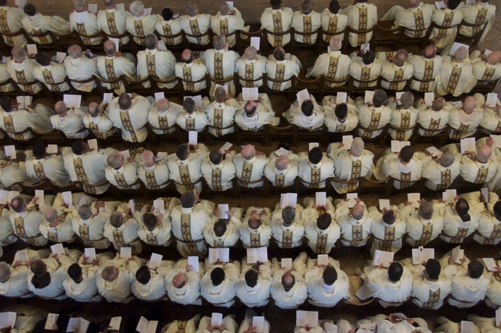Over 300 Priests join Cardinal to celebrate Chrism Mass