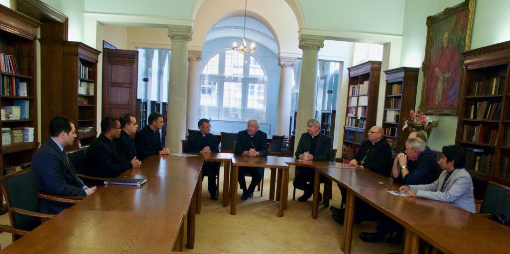 Isleworth Welcomes Religious Orders