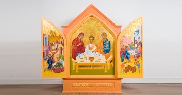 Icon Designed to Invite Prayer