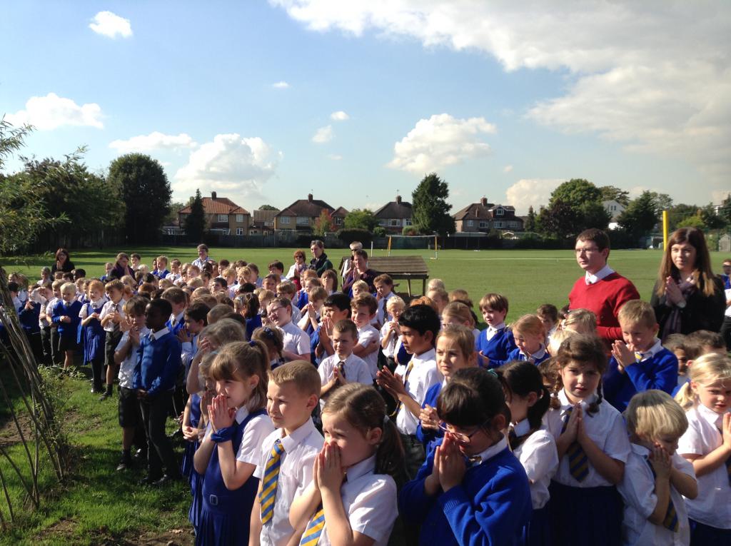 St Edmund’s Primary School gets new Library Bus