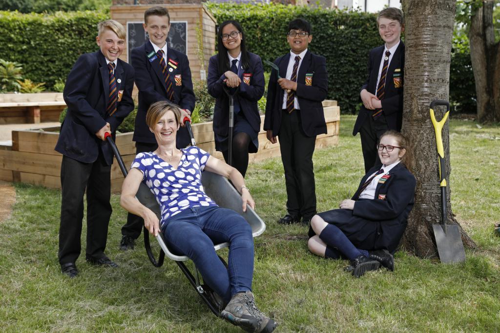 St Gregory’s Green Fingered Pupils Win Top RHS National Prize