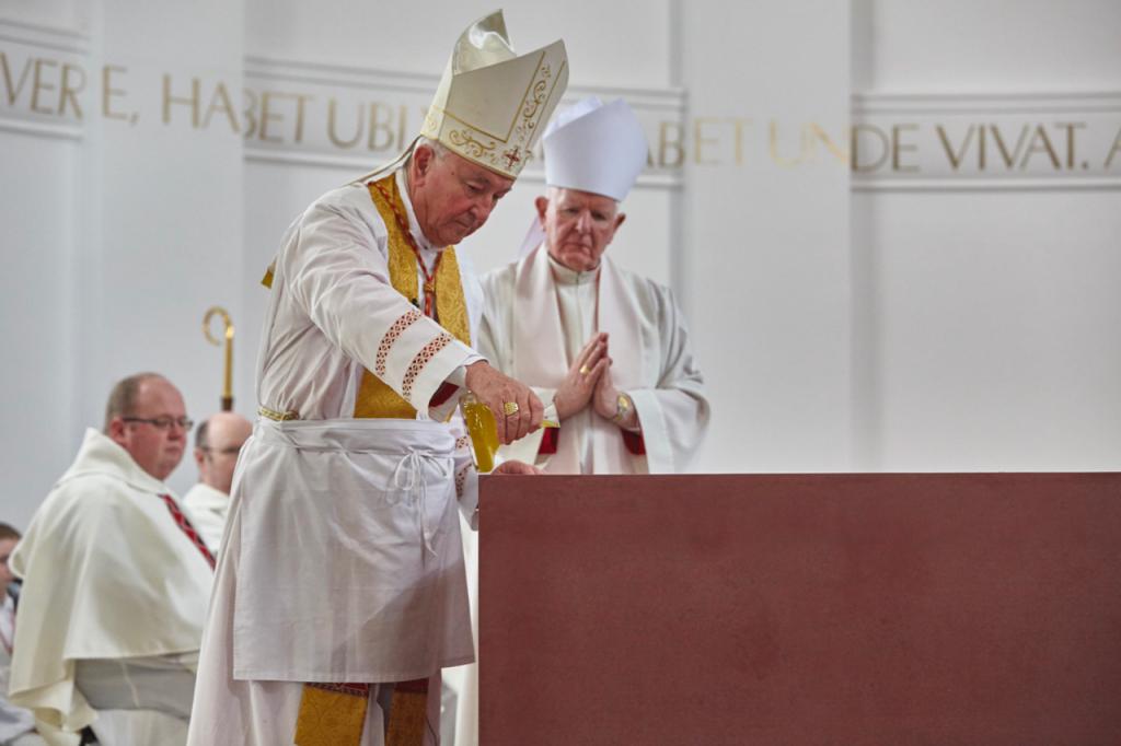 St Augustine’s Altar: bridging heaven and earth