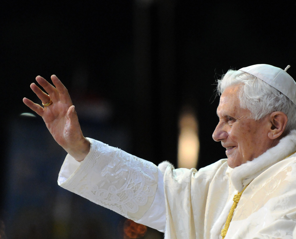 Pope Benedict XVI to resign