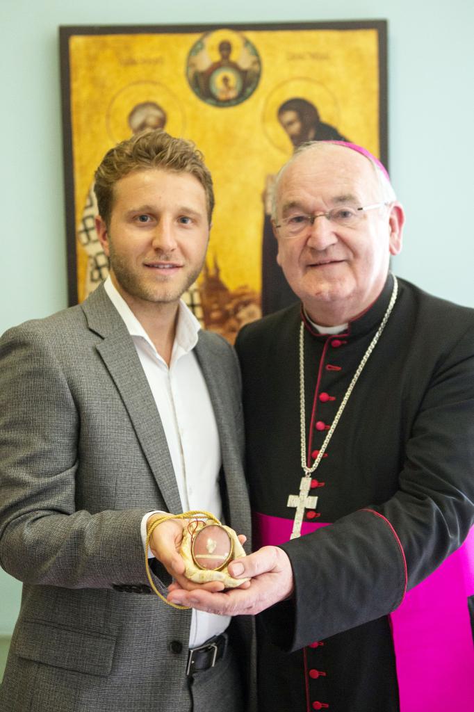Relic of St Clement Returns to Cathedral