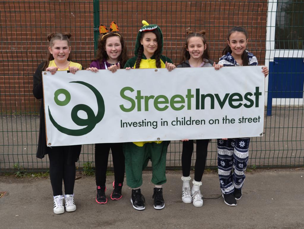 St Paul’s Catholic College, Sunbury raise money for StreetInvest
